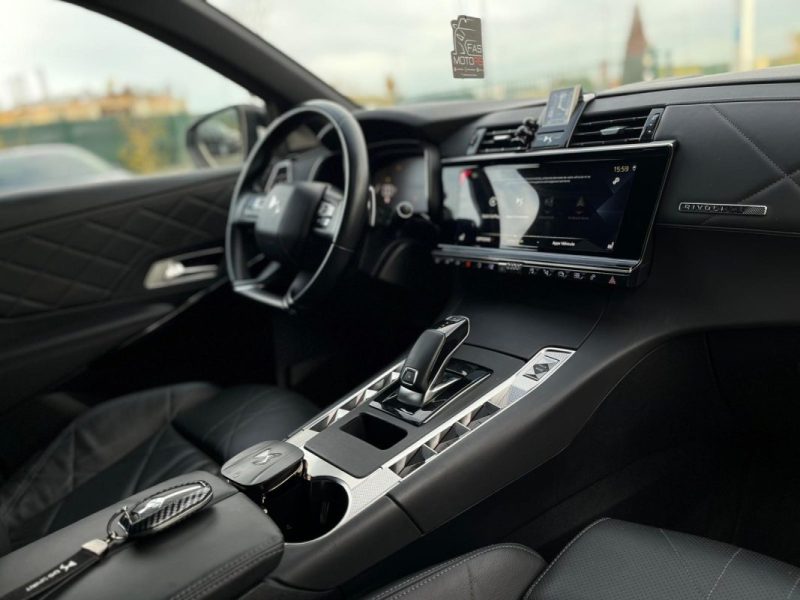 DS7 BlueHDi 180 Grand Chic Automatique Rivoli – 2019