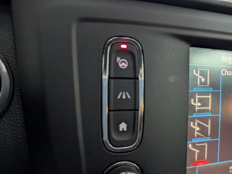 RENAULT KADJAR 1.6 DCI 130CH ENERGY GRAPHITE 