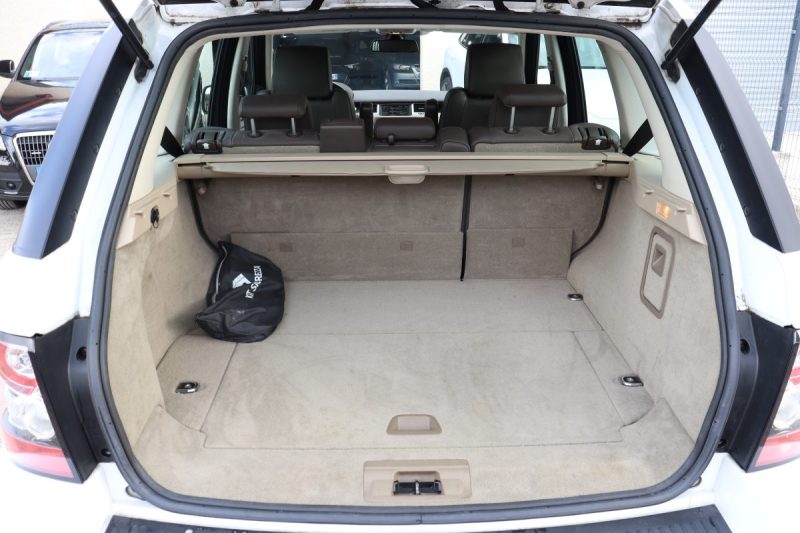 LAND ROVER RANGE ROVER SPORT SDV6 3.0 256 HSE BVA8