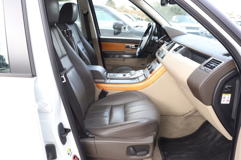 LAND ROVER RANGE ROVER SPORT SDV6 3.0 256 HSE BVA8