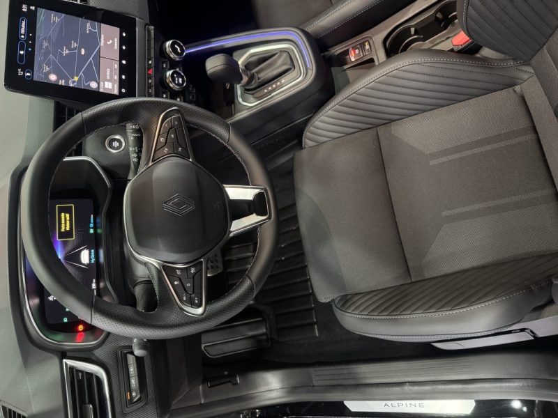 RENAULT CLIO 1.6 E-TECH 145 TECHNO 2025 TTC