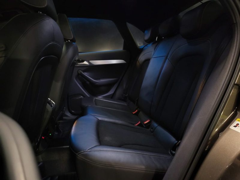 AUDI Q3 1.4 TFSI 150ch S LINE / TOIT OUVRANT / CAMERA DE RECUL / PACK BOSE