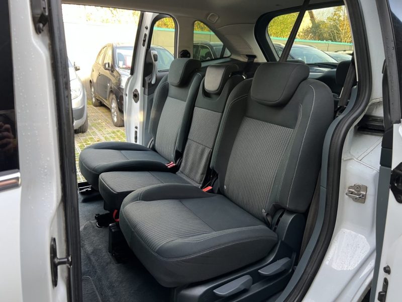 FORD GRAND C-MAX II TITANIUM 2.0 TDCI 140 Cv 7 PLACES GPS BLUETOOTH BVM6 CRIT AIR 2 - GARANTIE 1 AN