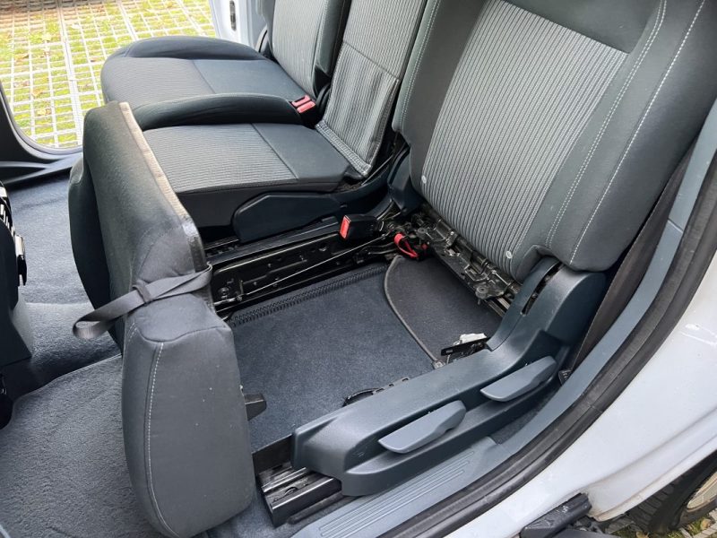 FORD GRAND C-MAX II TITANIUM 2.0 TDCI 140 Cv 7 PLACES GPS BLUETOOTH BVM6 CRIT AIR 2 - GARANTIE 1 AN