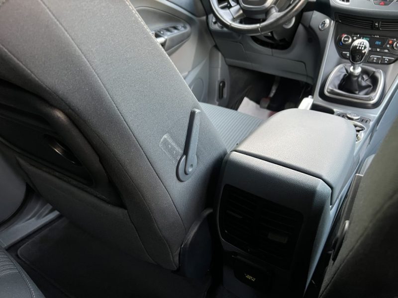 FORD GRAND C-MAX II TITANIUM 2.0 TDCI 140 Cv 7 PLACES GPS BLUETOOTH BVM6 CRIT AIR 2 - GARANTIE 1 AN