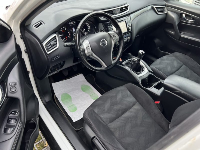 NISSAN X-TRAIL III TEKNA 1.6 DCI 130 ATTELAGE ECRAN TACTILE TOIT OUVRANT CritAir 2 - GARANTIE 1 AN