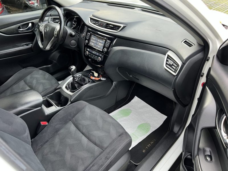 NISSAN X-TRAIL III TEKNA 1.6 DCI 130 ATTELAGE ECRAN TACTILE TOIT OUVRANT CritAir 2 - GARANTIE 1 AN