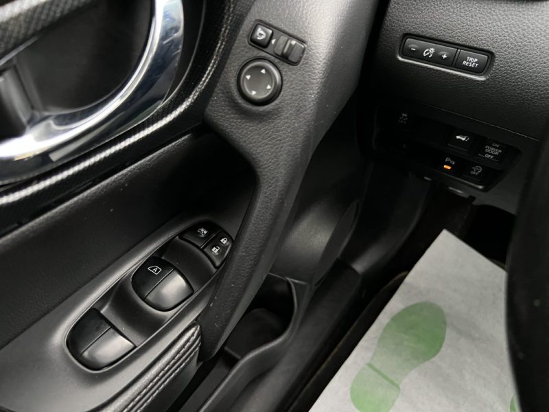 NISSAN X-TRAIL III TEKNA 1.6 DCI 130 ATTELAGE ECRAN TACTILE TOIT OUVRANT CritAir 2 - GARANTIE 1 AN