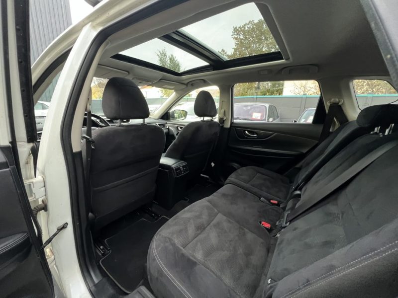NISSAN X-TRAIL III TEKNA 1.6 DCI 130 ATTELAGE ECRAN TACTILE TOIT OUVRANT CritAir 2 - GARANTIE 1 AN