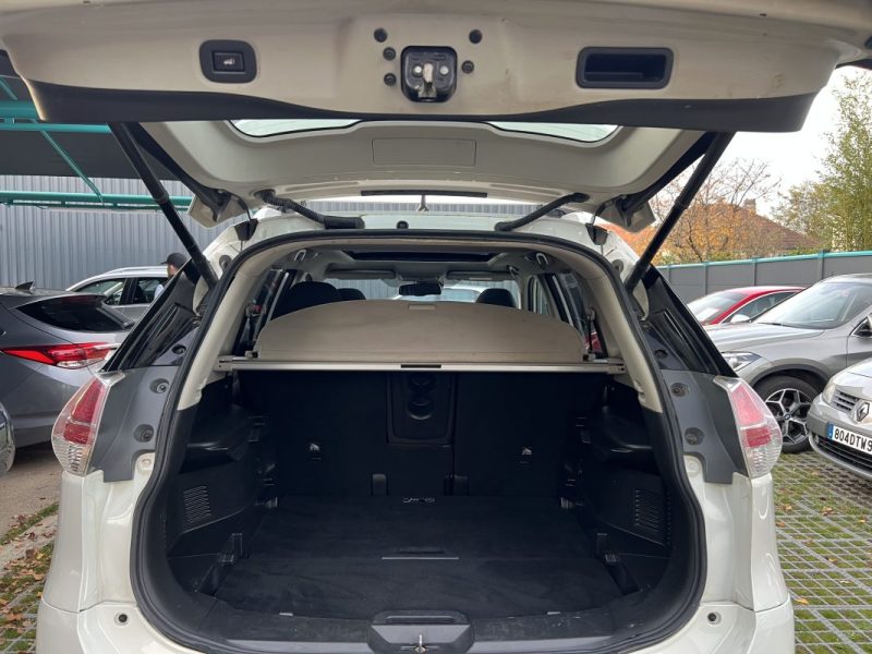 NISSAN X-TRAIL III TEKNA 1.6 DCI 130 ATTELAGE ECRAN TACTILE TOIT OUVRANT CritAir 2 - GARANTIE 1 AN