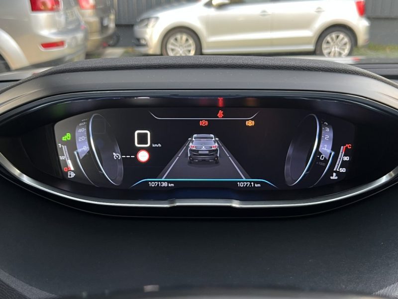 PEUGEOT 3008 II CROSSWAY 1.5 HDI 130 Cv 1ERE MAIN VIRTUAL COCKPIT APPLE & ANDROID - GARANTIE 1 AN