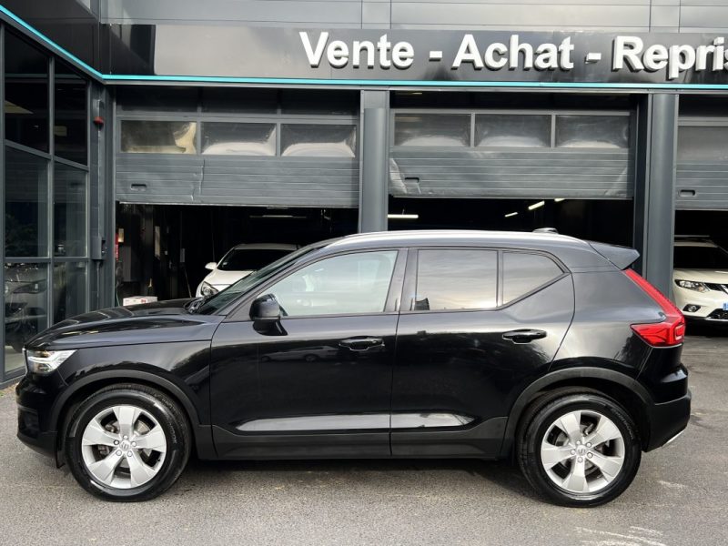 VOLVO XC40 D3 MOMENTUM 2.0 150 Cv BOITE AUTO TOIT OUVRANT CUIR GPS APPLE CARPLAY - Garantie1an