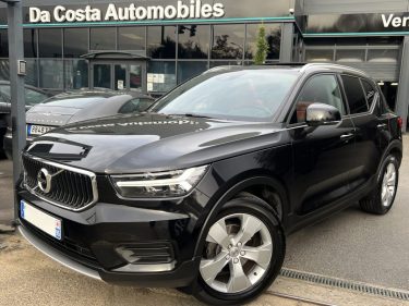 VOLVO XC40 D3 MOMENTUM 2.0 150 Cv BOITE AUTO TOIT OUVRANT CUIR GPS APPLE CARPLAY - Garantie1an