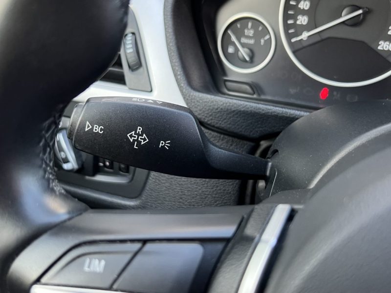 BMW SERIE 3 F30 LUXE 318D 2.0 143 Cv BVM6 CAMERA RECUL INTERIEUR CUIR CRIT AIR 2 - GARANTIE 1 AN