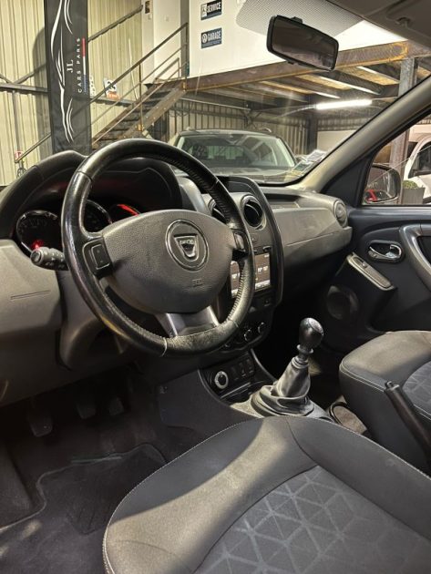 MAGNIFIQUE DACIA DUSTER 1.5 DCI 110CH PRESTIGE 4X4 2014 ATTELAGE, MARCHEPIEDS, PARE BUFFLE, 