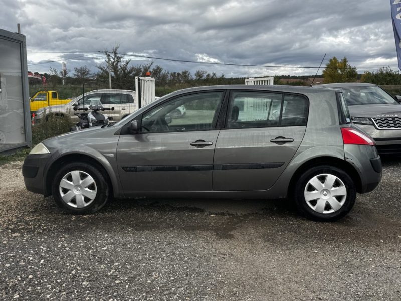 RENAULT MEGANE PACK AUTHENTIQUE 1.6 16V BOITE AUTOMATIQUE PROACTIVE 2003