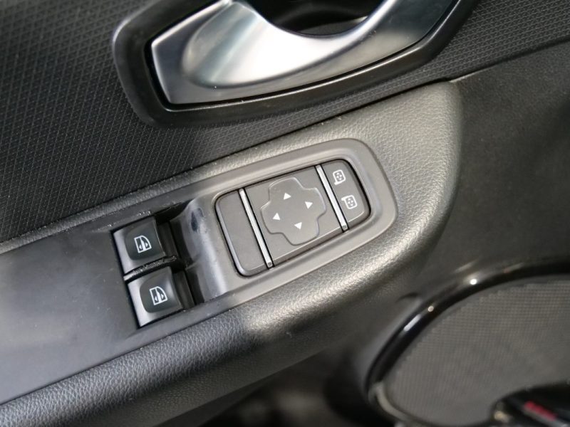 RENAULT CLIO IV 0.9 TCE 90CH BUSINESS 5P 2019