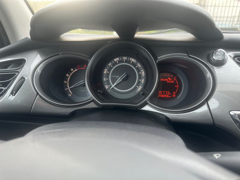 ✅ 2nde main – Citroën C3 1.6 ehdi 92ch exclusive full option – Diesel – Boîte manuelle