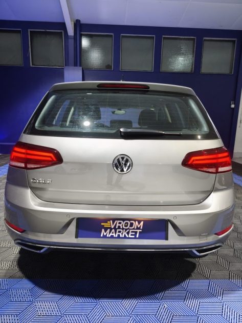 VOLKSWAGEN VOLKSWAGEN GOLF VII 1.6 TDI 115 CV CONFORTLINE BUSINESS - CLIM - CAMERA - REGULATEUR ADAPTATIF  1.6 TDI 115CH CONFORTLINE BUSINESS 5P 2019