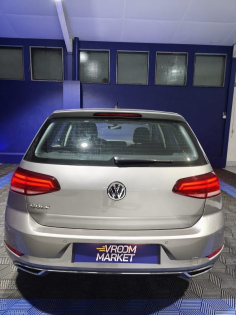 VOLKSWAGEN VOLKSWAGEN GOLF VII 1.6 TDI 115 CV CONFORTLINE BUSINESS - CLIM - CAMERA - REGULATEUR ADAPTATIF  1.6 TDI 115CH CONFORTLINE BUSINESS 5P 2019