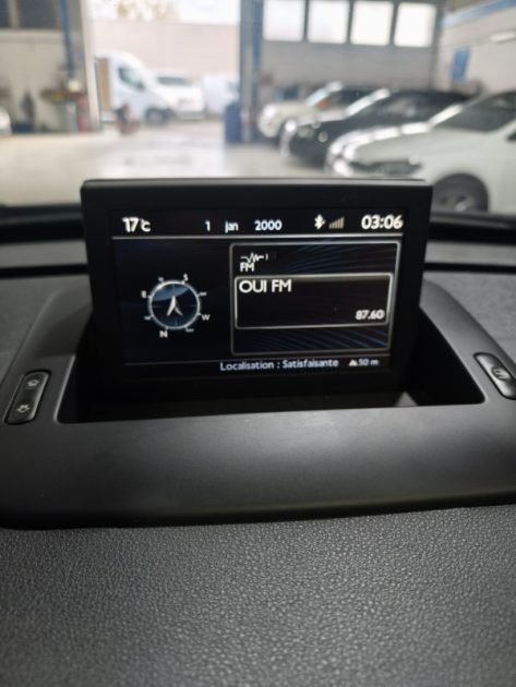 PEUGEOT 5008 1.6 HDI 115 CV 5 PLACES FINITION ALLURE  1.6 HDI 115CH FAP ACCESS 2014