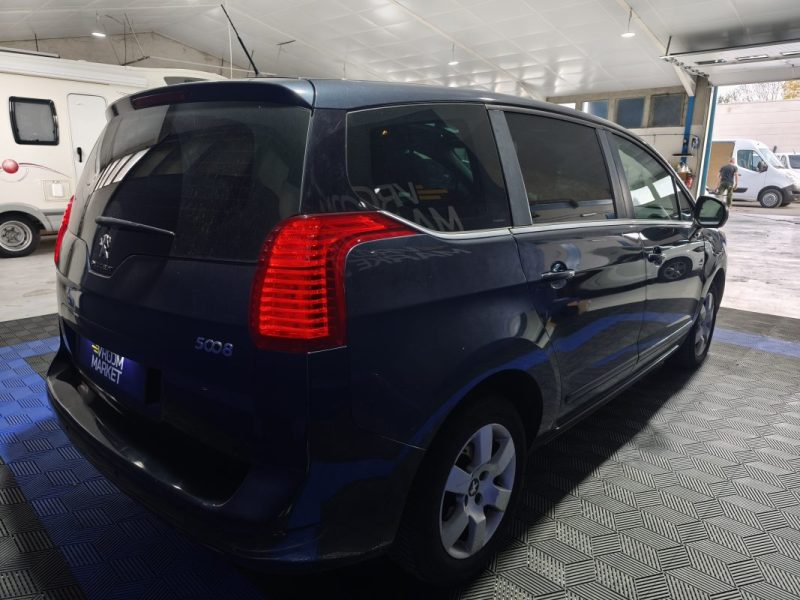 PEUGEOT 5008 1.6 HDI 115 CV 5 PLACES FINITION ALLURE  1.6 HDI 115CH FAP ACCESS 2014