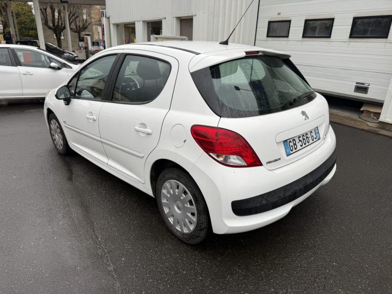 PEUGEOT 207 1.6 HDI 90 99G 