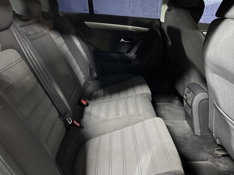 VOLKSWAGEN PASSAT CC 2.0 TDI 140CH BLUEMOTION CARAT - SUIVI FACTURES - 211000KM 