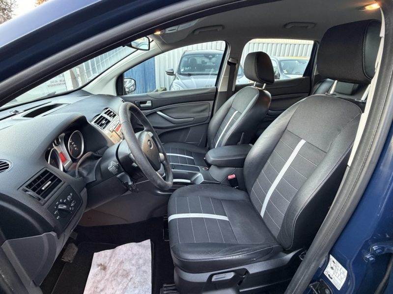 FORD KUGA 2.0 TDCI 140 titanium  4X4 POWERSHIFT 2011