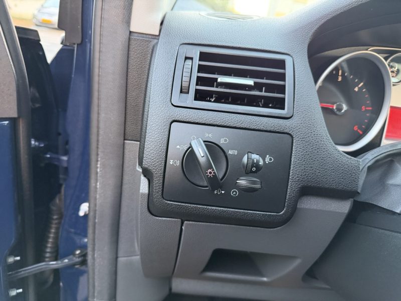 FORD KUGA 2.0 TDCI 140 titanium  4X4 POWERSHIFT 2011