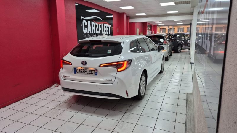 TOYOTA COROLLA TOURING SPORTS 122cv DYNAMIC BUSINESS/1 ERE MAIN/TVA RECUPERABLE