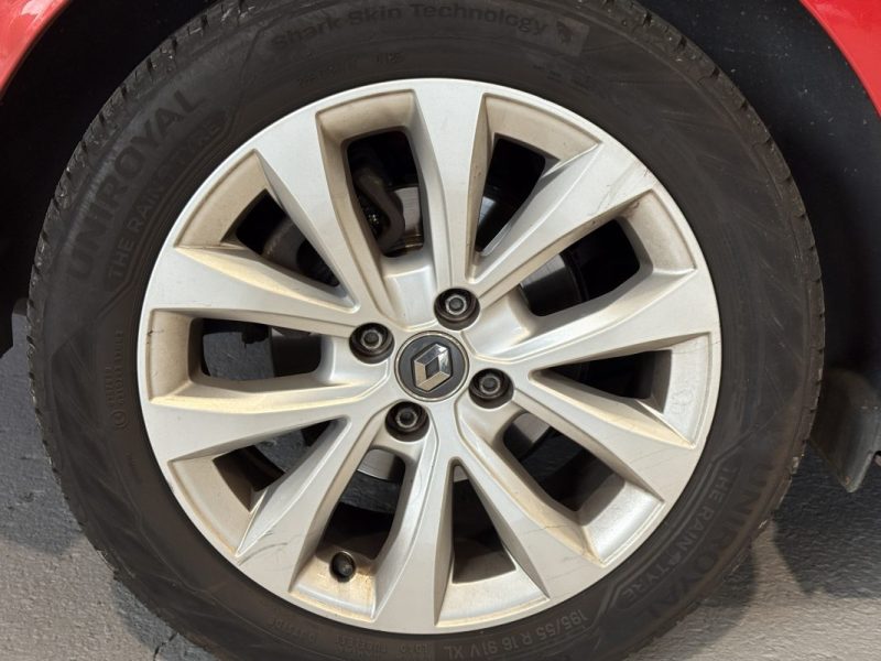 Renault Clio 5 100ch Intens - Carplay - Ambiance Led - Réglulateur de vitesse - Full LED 