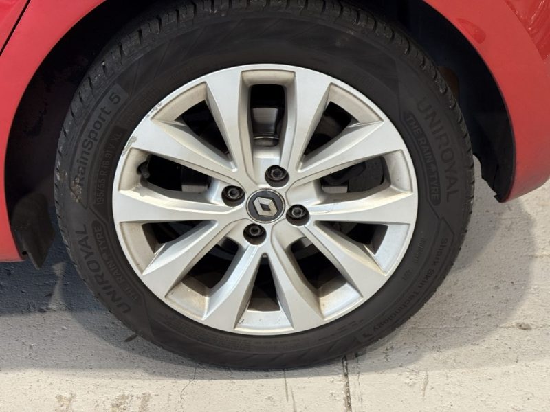 Renault Clio 5 100ch Intens - Carplay - Ambiance Led - Réglulateur de vitesse - Full LED 