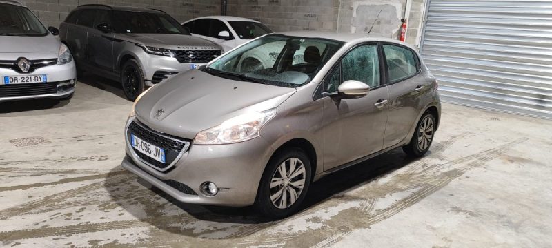 PEUGEOT 208 1.2 VTI ALLURE 5P 2014