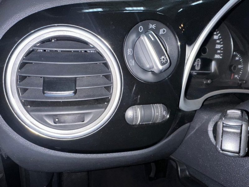 VOLKSWAGEN BEETLE 1.2 TSI 105 CV BEETLE 2012