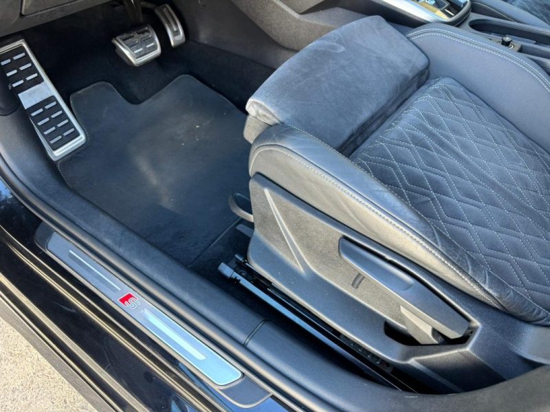 AUDI A3 35 TFSI 150CH S-LINE S TRONIC 7 