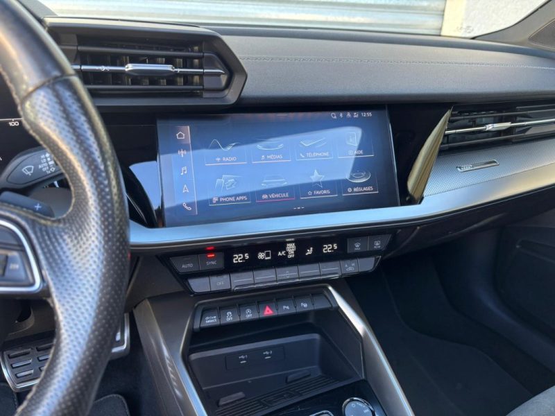 AUDI A3 35 TFSI 150CH S-LINE S TRONIC 7 