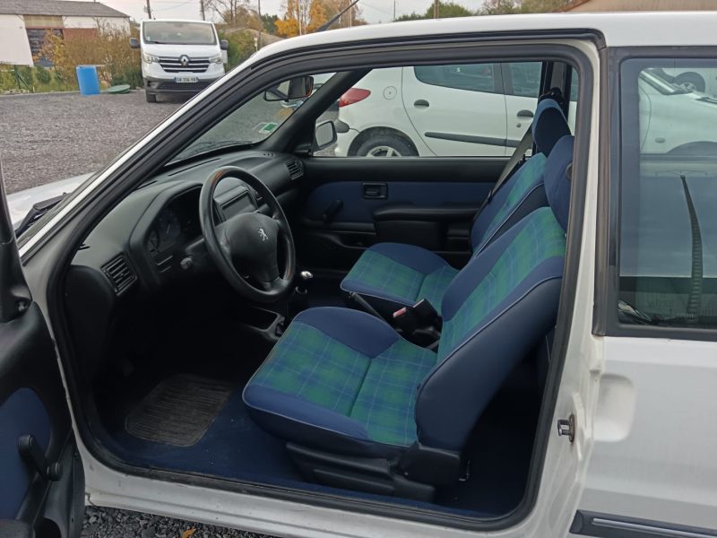 PEUGEOT 106 1.1 60 CV OPEN 1ERE MAIN TRES PROPRE / DISTRIBUTION NEUVE