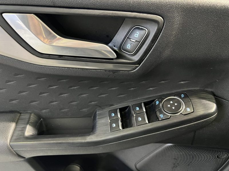 FORD KUGA 2.5 DURATEC 225CH PHEV TITANIUM BVA 2021 / SUIVI ENTRETIEN COMPLET