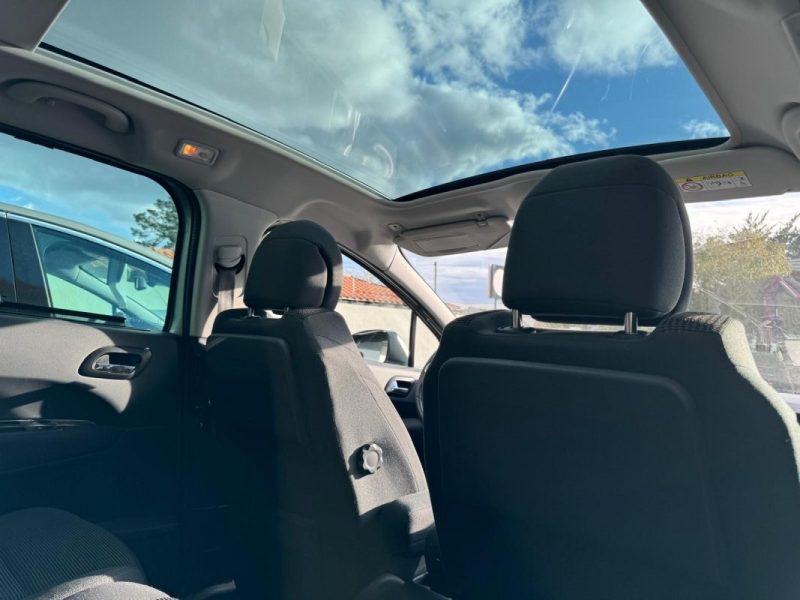 PEUGEOT 5008 1.6 E-HDI 120CV S&S ALLURE BVM6 