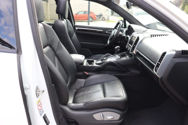 PORSCHE CAYENNE II 3.0 V6 D 245 TIPTRONIC SPORT