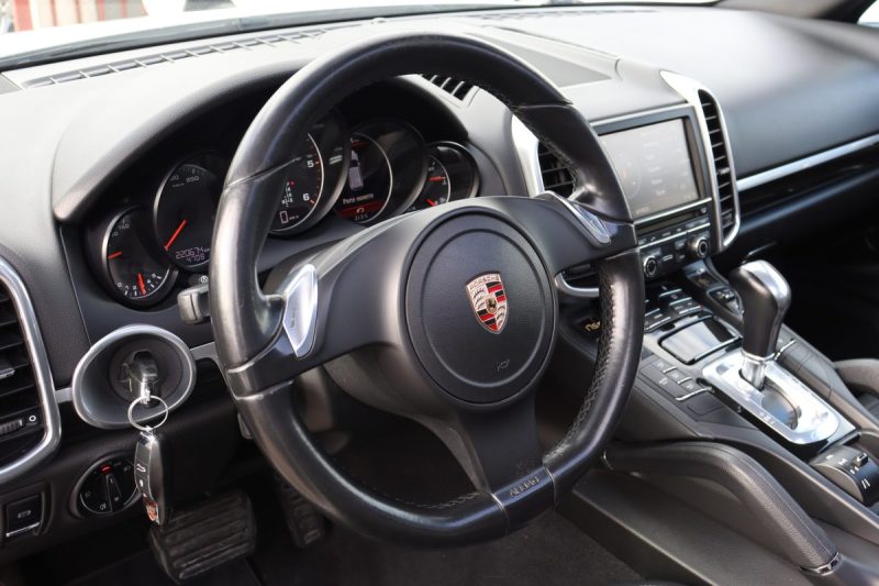 PORSCHE CAYENNE II 3.0 V6 D 245 TIPTRONIC SPORT
