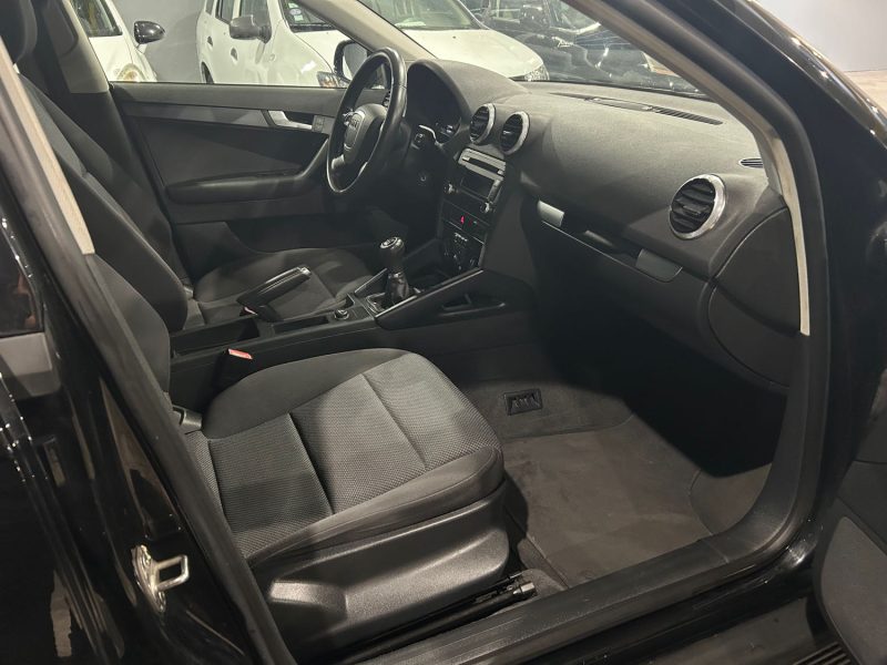 AUDI A3 1.2 TFSI 105CH ATTRACTION 