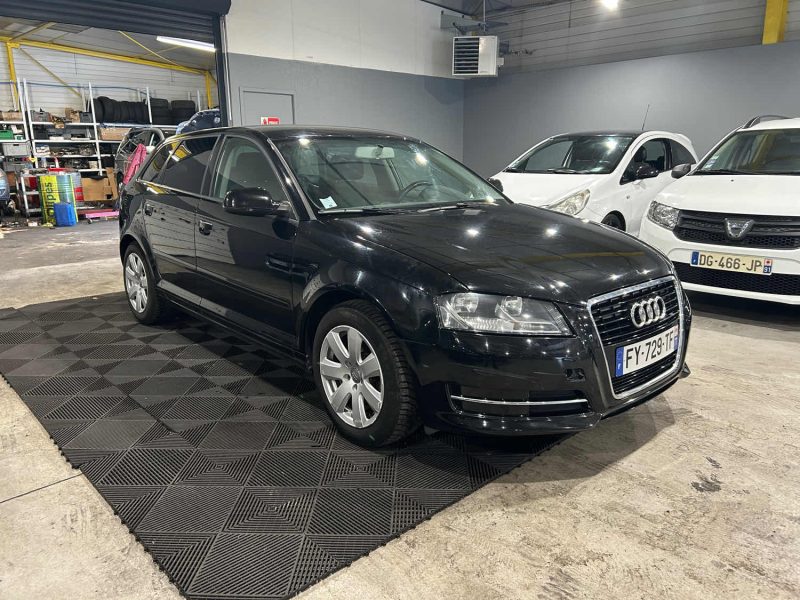 AUDI A3 1.2 TFSI 105CH ATTRACTION 