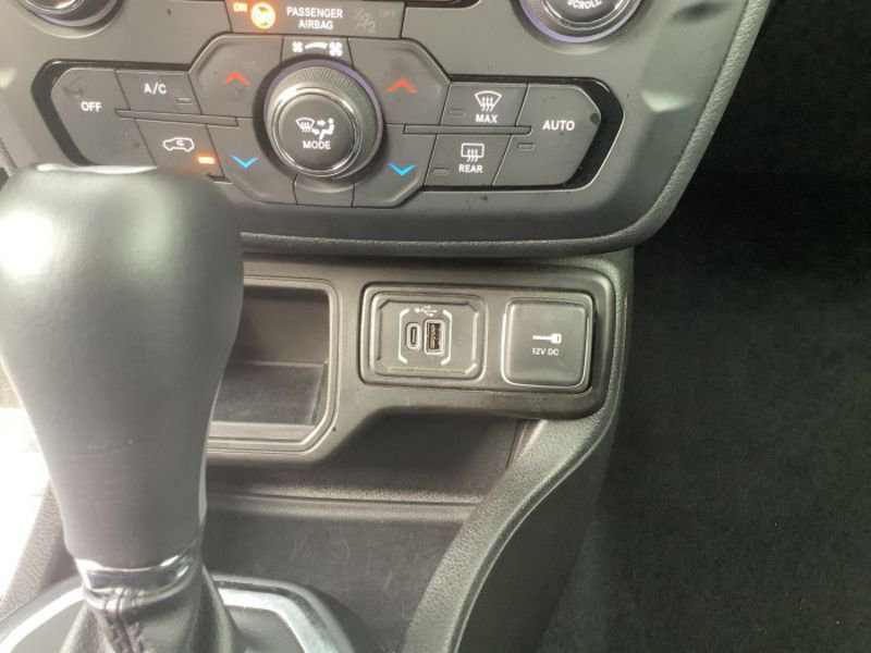 Jeep Renegade 1.5 Turbo T4 130 ch BVR7 e-Hybrid Altitude