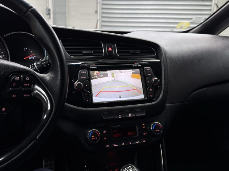 Kia Cee'd ProCee'd 1.6 CRDI 128 - Sport