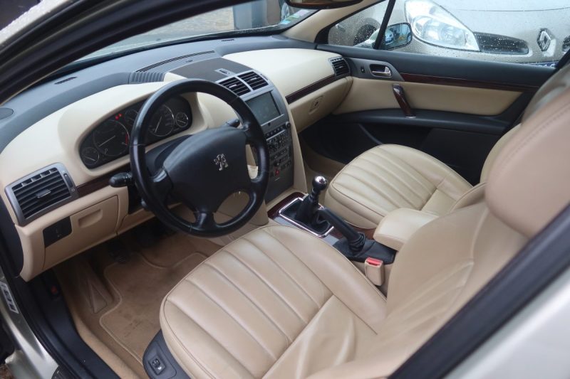 PEUGEOT 407 2.0 HDI 16V EXECUTIVE PACK JBL 2004