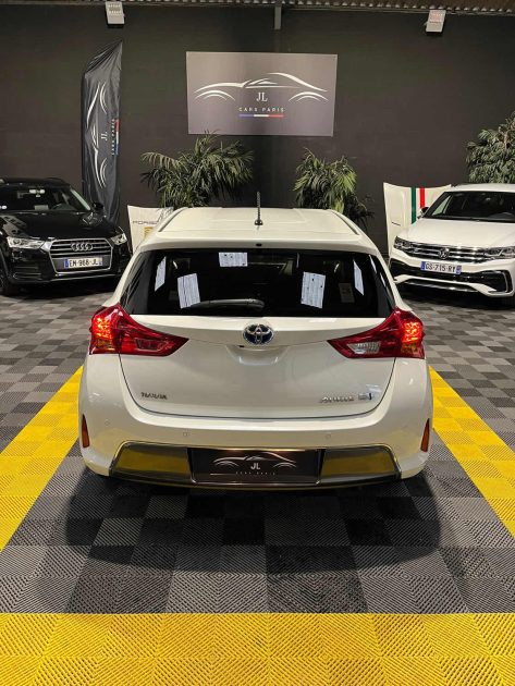 MAGNIFIQUE TOYOTA AURIS 136CH HYBRID (1ÈRE MAIN, SIÈGES CHAUFFANTS, CAMÉRA DE RECUL, BLUETOOTH)