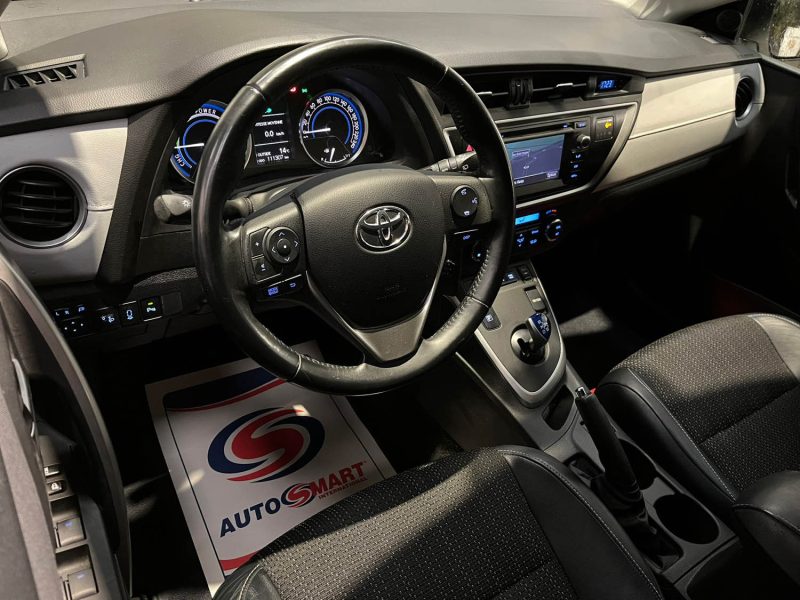 MAGNIFIQUE TOYOTA AURIS 136CH HYBRID (1ÈRE MAIN, SIÈGES CHAUFFANTS, CAMÉRA DE RECUL, BLUETOOTH)