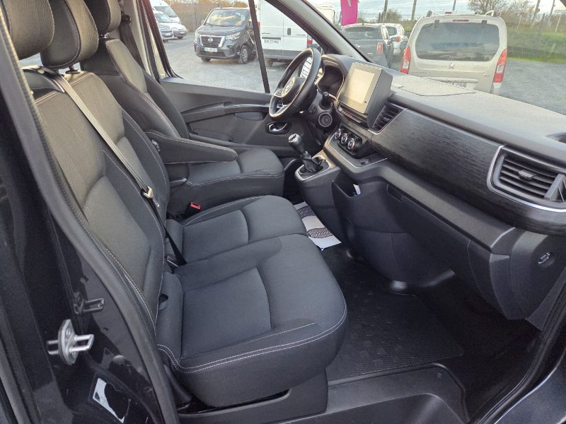 NISSAN NV300 l2h1 DCI 150CH 9 places 2021